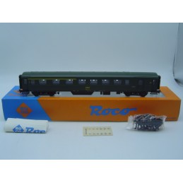 Les 3 Voitures Voyageurs Banlieue SNCF En Miniatures Par Hornby France Au Ho H0 9246