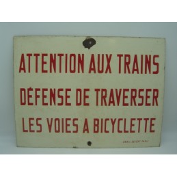 attention aux trains...