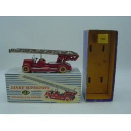 Dinky Toys Delahaye échelle...